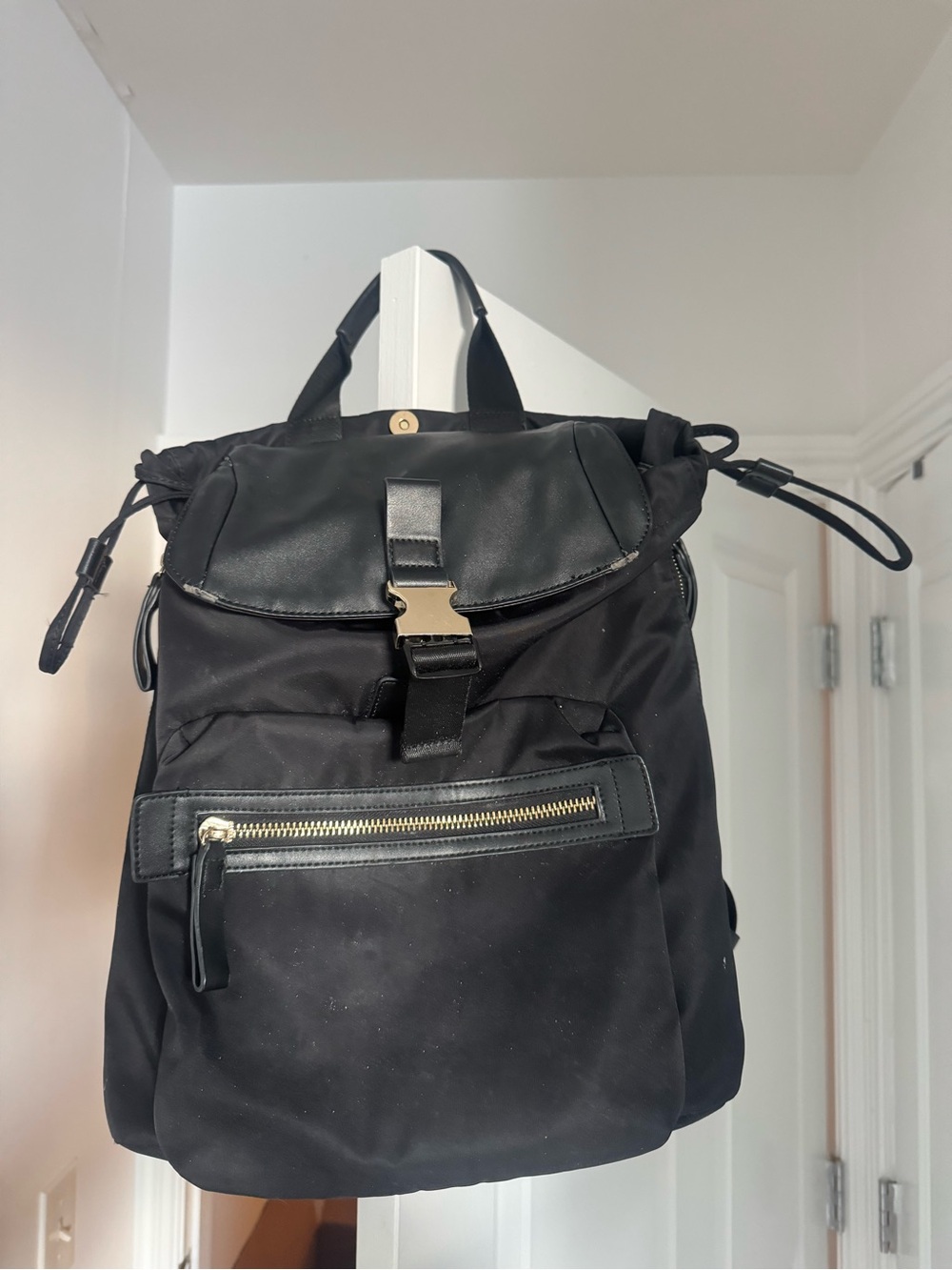 Sol + Solene Visionary Convertible Backpack - Picture 4 of 5